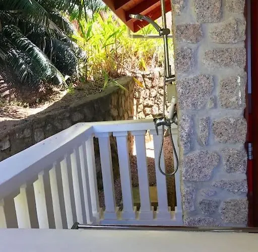 Hilltop South - Bougainville Villa