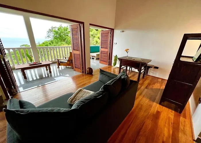 Villa Hilltop South - Bougainville Takamaka